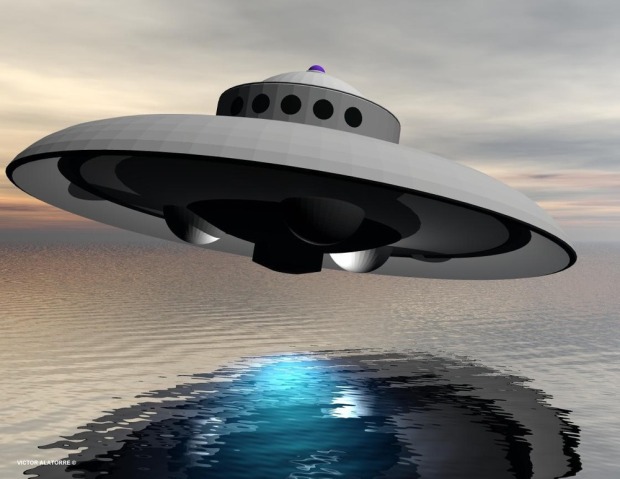 Ufo_over_water